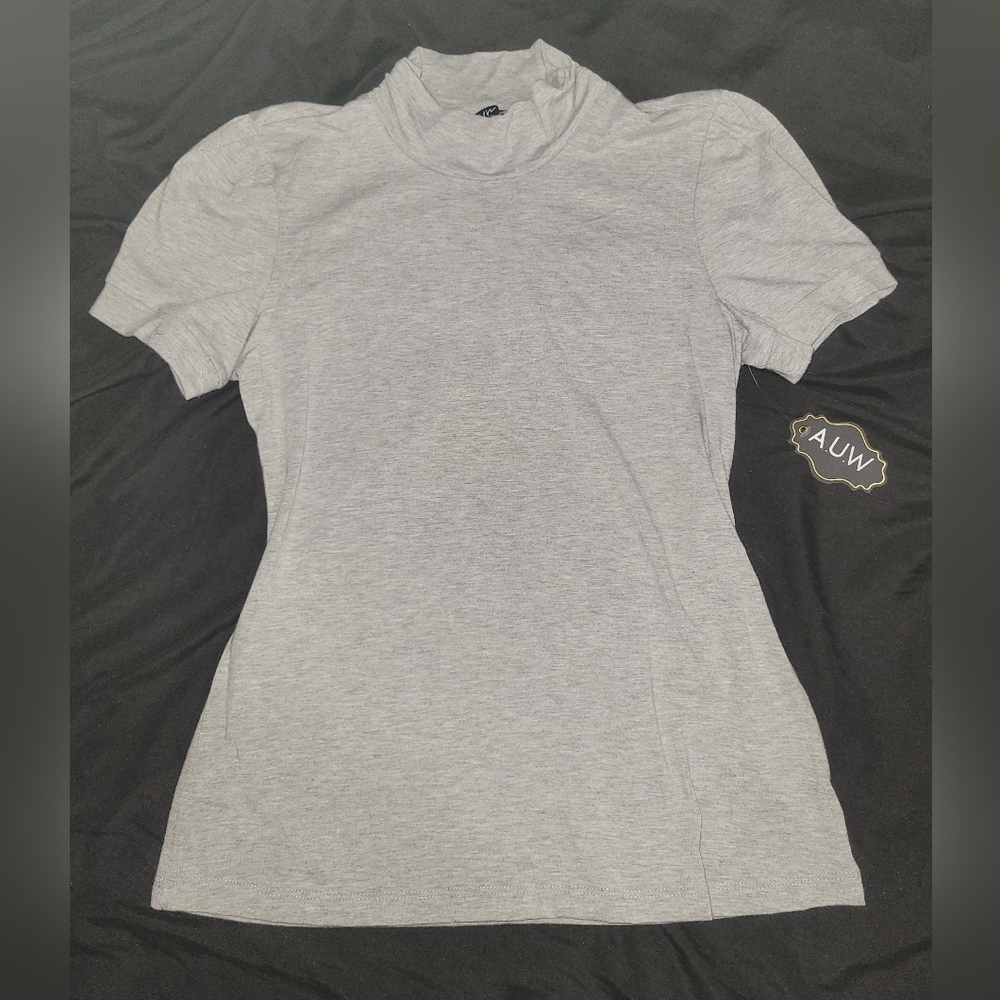 AUW Light Gray Short-Sleeve Mock Neck Top
